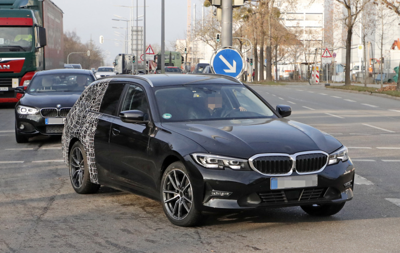 「BMW伝統の「アレ」はどうなる？ 新型3シリーズツーリングのテスト車両をキャッチ」の13枚目の画像