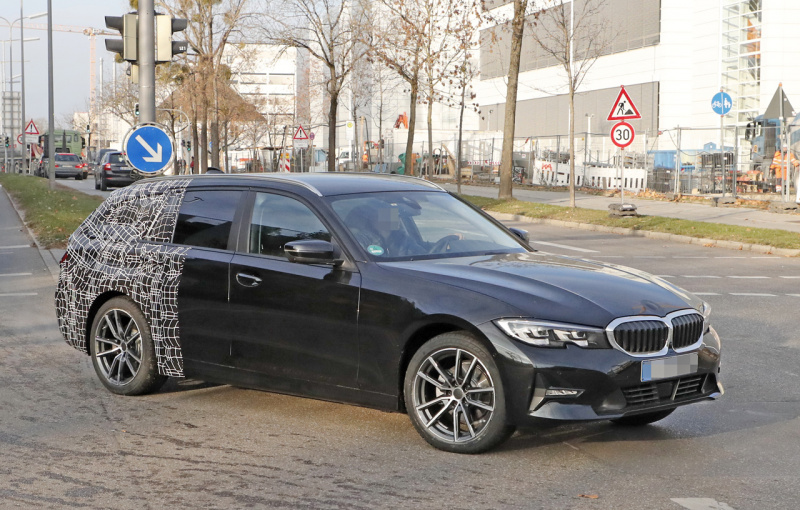 「BMW伝統の「アレ」はどうなる？ 新型3シリーズツーリングのテスト車両をキャッチ」の14枚目の画像