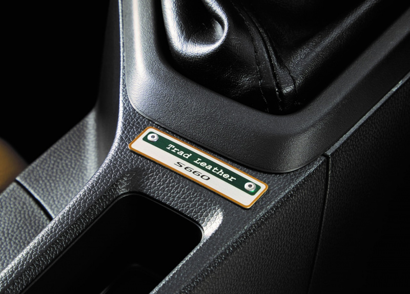 「【新車】ホンダのミッドシップ軽2シーター「S660」に専用内装の特別仕様車」の5枚目の画像