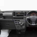 「【新車】ダイハツ・ハイゼット カーゴのMT車にも「スマートアシストⅢ」を標準装備。ほぼ全ての商用車に「スマアシ」を搭載完了」の11枚目の画像ギャラリーへのリンク