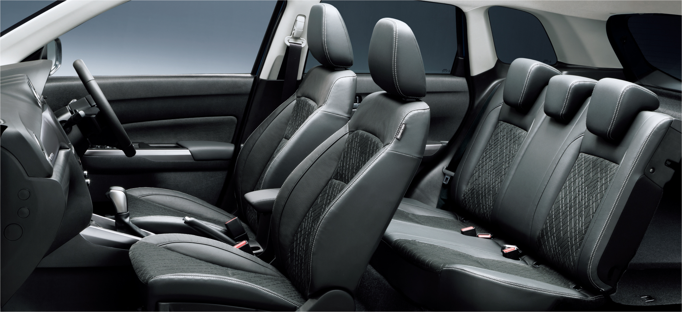 Im 画像 新車 ハンガリーからの輸入車 スズキ エスクード が商品改良 渋滞対応accなどを標準装備 Clicccar Com