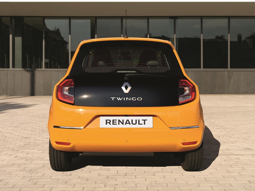19 Nouvelle Renault Twingo 画像 新車 ルノー トゥインゴがマイナーチェンジ よりスポーティなエクステリアに変身 Clicccar Com