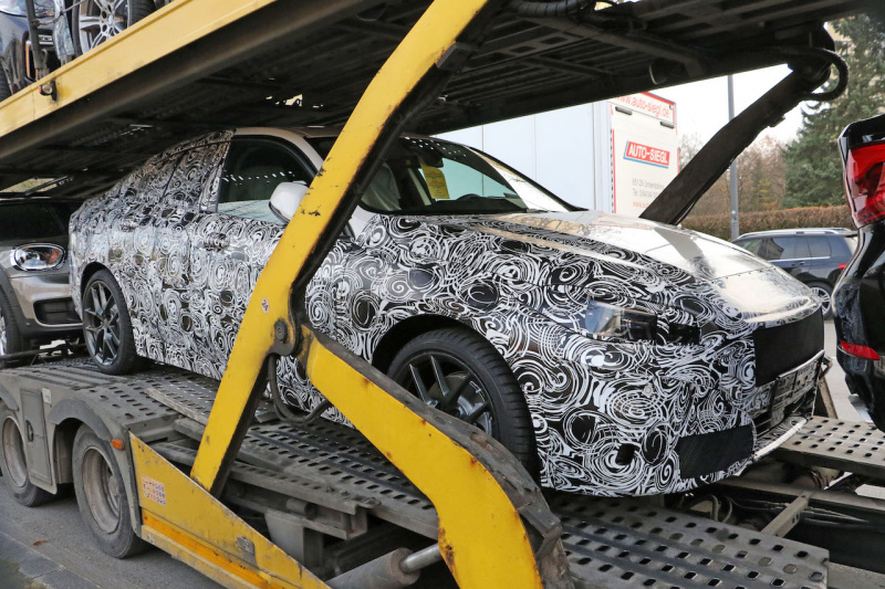 「電動化は濃厚に！ BMW・2シリーズ グランクーペの新型モデル、最終デザインに超接近」の3枚目の画像