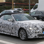 新型BMW・4シリーズ カブリオレの車内を激写。電動化は濃厚 - BMW 4 Series Convertible 2