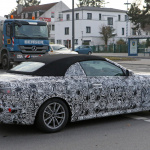 新型BMW・4シリーズ カブリオレの車内を激写。電動化は濃厚 - BMW 4 Series Convertible 7
