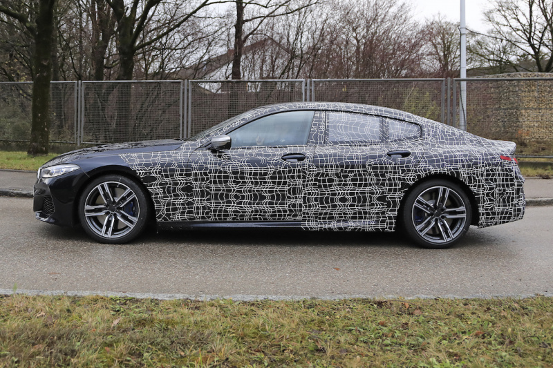 「BMW「8シリーズ グランクーペ」最強モデルの「M850i グランクーペ」、公開直前にフロントフェイスが完全露出」の7枚目の画像
