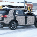 「マツダ？スバル？豪雪地帯で謎のクロスオーバー開発車両を目撃」の6枚目の画像ギャラリーへのリンク