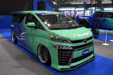 東京オートサロン19 カラーリングだけで 圧倒的なスポーティ感を強調するファルケン Clicccar Com