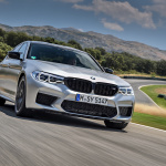 【新車】新型「BMW M5 Competition」が登場。最高出力は625ps、0-100km/h加速は3.3秒 - P90315953_highRes_the-new-bmw-m5-compe