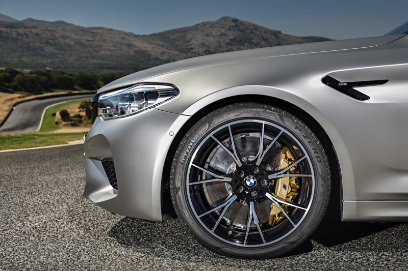 「【新車】新型「BMW M5 Competition」が登場。最高出力は625ps、0-100km/h加速は3.3秒」の14枚目の画像