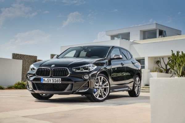 「【新車】BMW X2にスポーティな存在感を際立たせた「M Performance」2モデルが追加」の13枚目の画像