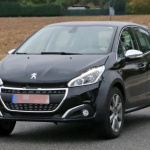 登場は2020年！ プジョー最小の新型クロスオーバーSUV「1008」の開発車両をキャッチ - Peugeot Baby SUV mule 3