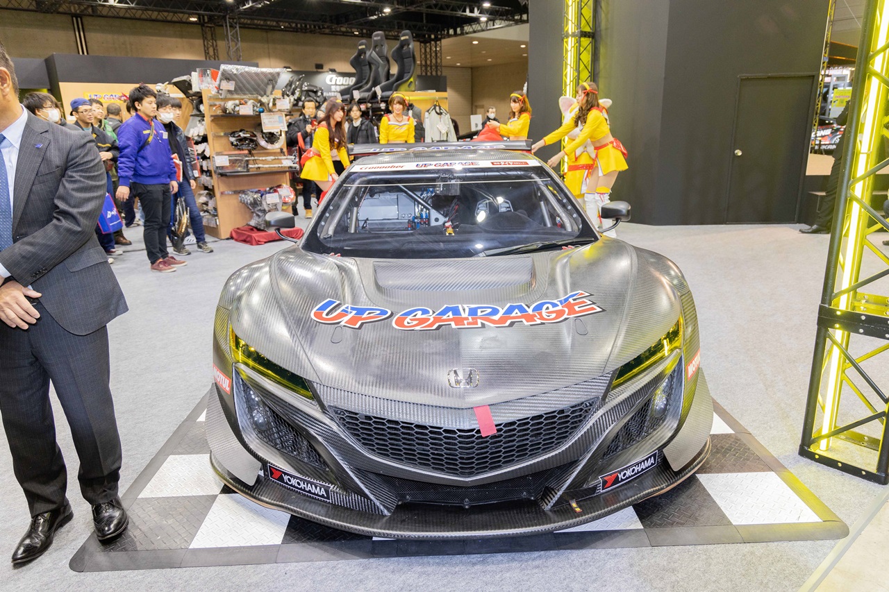 「アップガレージがマシンをNSX GT3に変更してSUPER GTに参戦【東京オートサロン2019】」の5枚目の画像
