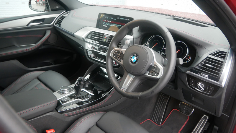 「【BMW X4 M40i試乗】360psをきっちり使いこなせる制御系が魅力」の9枚目の画像