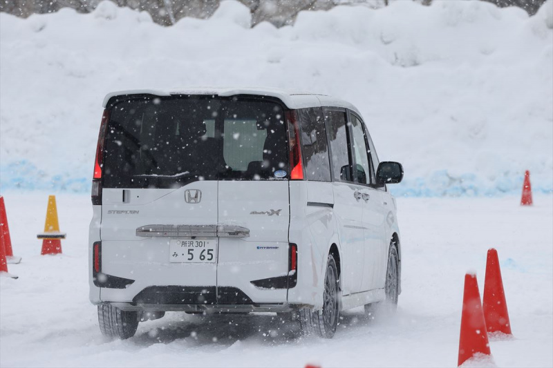 「ナマのドリキン土屋圭市が語った、雪上でも発揮する「ホンダModulo＆Modulo X」の実力！【ホンダModulo雪上体感試乗会】（PR）」の23枚目の画像