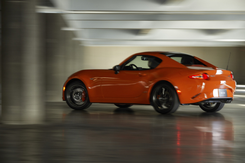 「北米ではソールドアウト！ ロードスター30周年記念車はレーシングオレンジが印象的」の5枚目の画像
