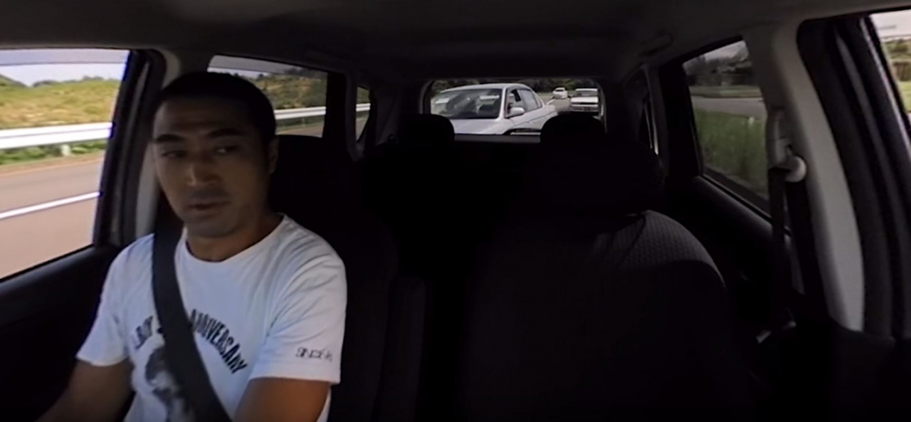 「【大分県警渾身のVR動画】恐怖のあおり運転への対処法とは？」の2枚目の画像