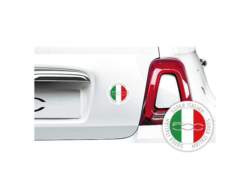 「【新車】イタリアンの名を冠したフィアット500の限定車「Fiat 500 Super Italian」「Fiat 500C Super Italian」 が登場」の3枚目の画像