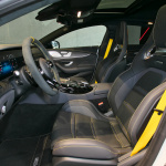 「メルセデス AMG GT 4ドアクーペはハイパフォーマンスと4ドアの利便性を兼ね備えた新しいスポーツカー」の11枚目の画像ギャラリーへのリンク