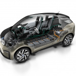 【新車】新型リチウムイオン電池搭載で航続可能距離を伸長したBMW i3が発売 - P90323000_highRes_the-new-bmw-i3-120-a