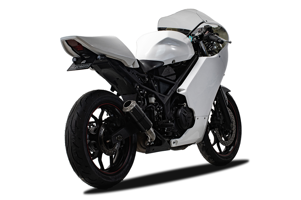 これがヤマハ・YZF-R25？ クラシックレトロスタイルに一変する「GG Retrofitz」のボディキットが凄い | clicccar.com