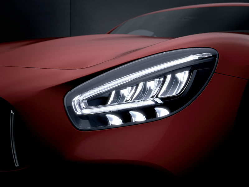 「【新車】2ドアクーペの「メルセデスAMG GT」もマイナーチェンジで最新フェイスに変身」の5枚目の画像