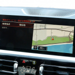 「【BMW 330i Mスポーツ・内外装編】日本で初となる三眼カメラを使用した先進運転支援システムなど、見どころ山盛り」の12枚目の画像ギャラリーへのリンク