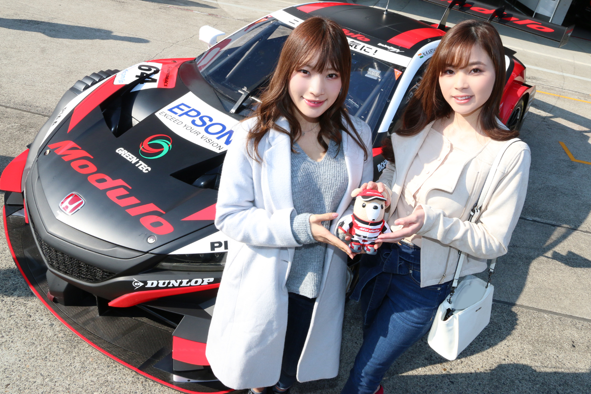 006 画像 Super Gt 19 Moduloのレースクイーン Moduloプリティ 発表 Clicccar Com