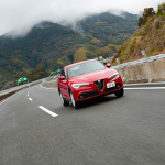 「【試乗Alfa Romeo STELVIO 2.2 TURBO DIESEL Q4】春のドライブはディーゼルの良さと官能のデザインを融合した最新SUV「アルファロメオ ステルヴィオ」 でスタート(PR)」の3枚目の画像ギャラリーへのリンク