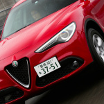 「【試乗Alfa Romeo STELVIO 2.2 TURBO DIESEL Q4】春のドライブはディーゼルの良さと官能のデザインを融合した最新SUV「アルファロメオ ステルヴィオ」 でスタート(PR)」の45枚目の画像ギャラリーへのリンク