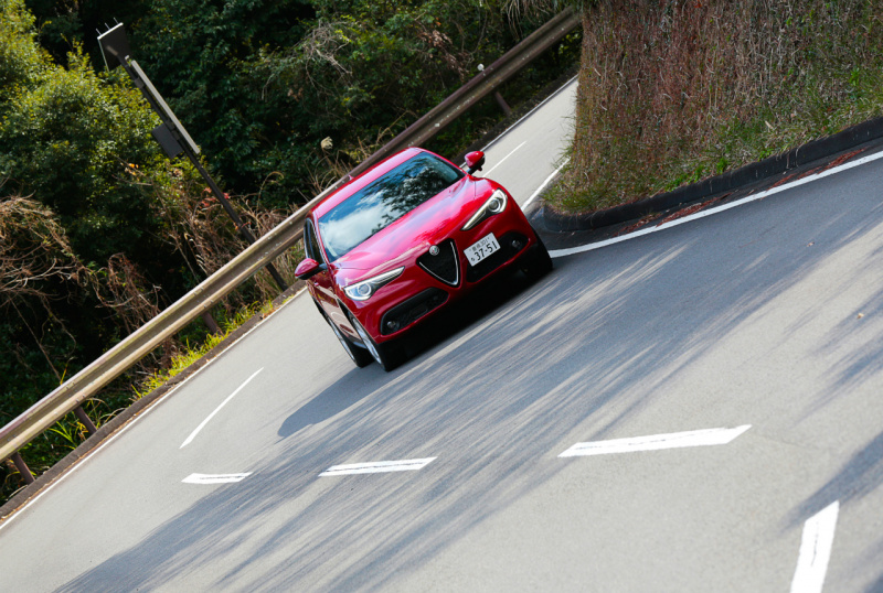 「【試乗Alfa Romeo STELVIO 2.2 TURBO DIESEL Q4】春のドライブはディーゼルの良さと官能のデザインを融合した最新SUV「アルファロメオ ステルヴィオ」 でスタート(PR)」の47枚目の画像