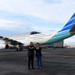 三菱自動車のロゴ入りガルーダ・インドネシア航空の特別塗装機が運用開始 - 5298-1