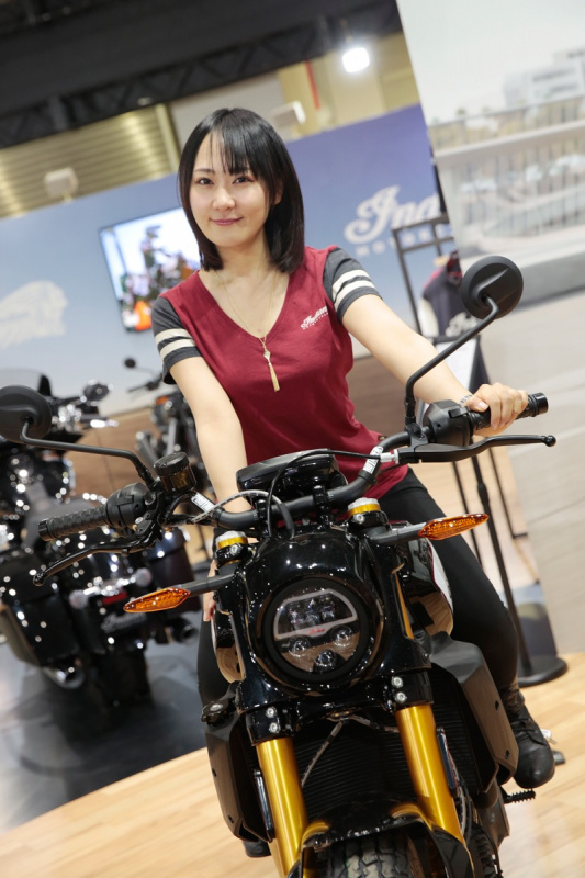 「理想のバイク女子見つけた！@インディアン モーターサイクル【東京モーターサイクルショー2019美女めぐり その1】」の3枚目の画像