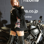 「バイクの女神か!? ヤマハ乗りの艶やか美女@56design【東京モーターサイクルショー2019 美女めぐり その2】」の10枚目の画像ギャラリーへのリンク