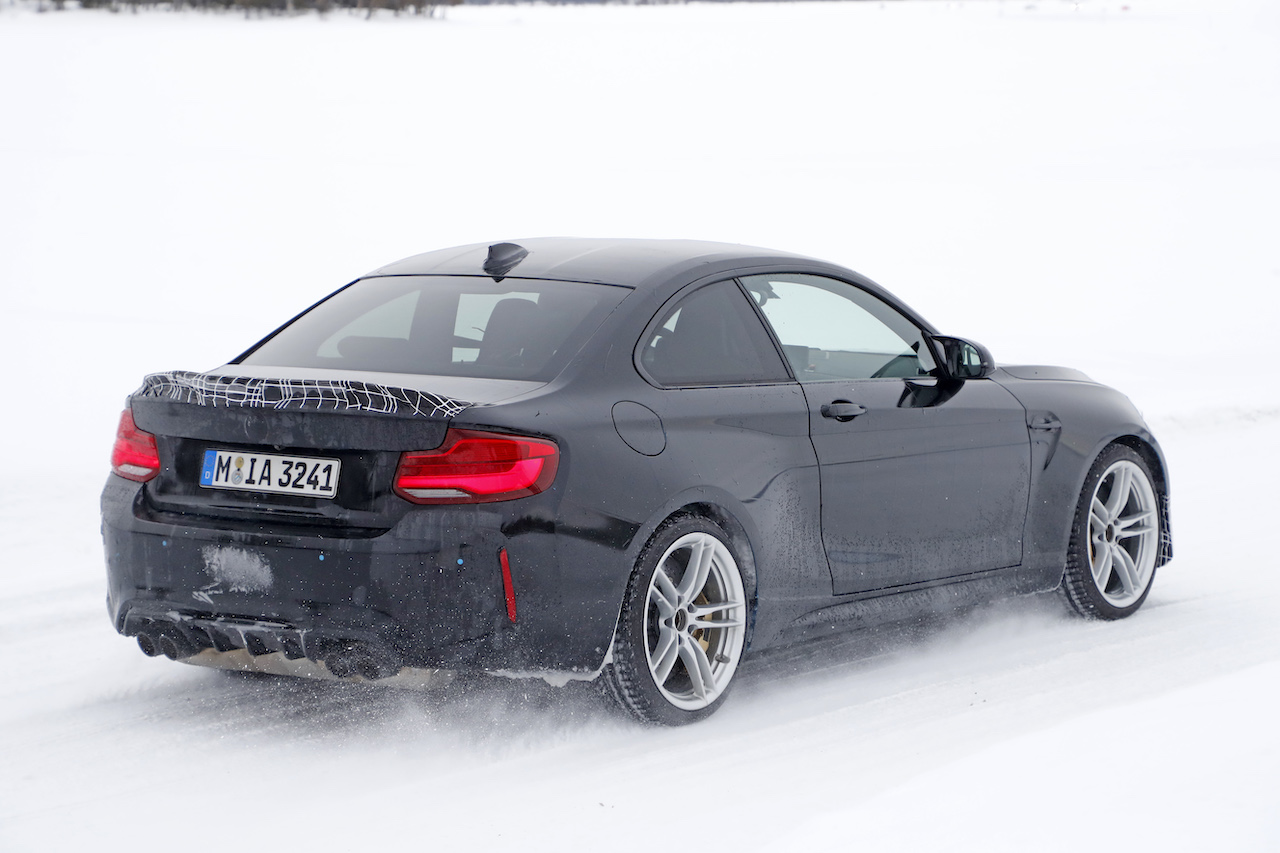 「BMW M2のトップモデルとなる「CS/CSL」の市販型プロトタイプをキャッチ」の15枚目の画像