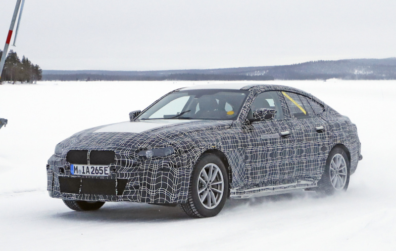 「BMW初のEV4ドアクーペ「i4」、クラス最速の加速力が判明」の3枚目の画像