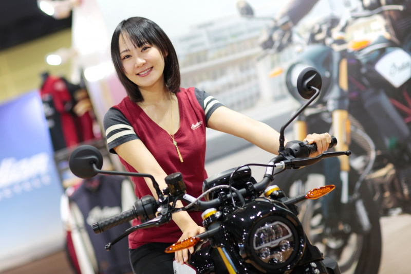 「理想のバイク女子見つけた！@インディアン モーターサイクル【東京モーターサイクルショー2019美女めぐり その1】」の6枚目の画像