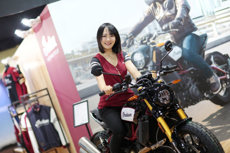 「理想のバイク女子見つけた！@インディアン モーターサイクル【東京モーターサイクルショー2019美女めぐり その1】」の7枚目の画像