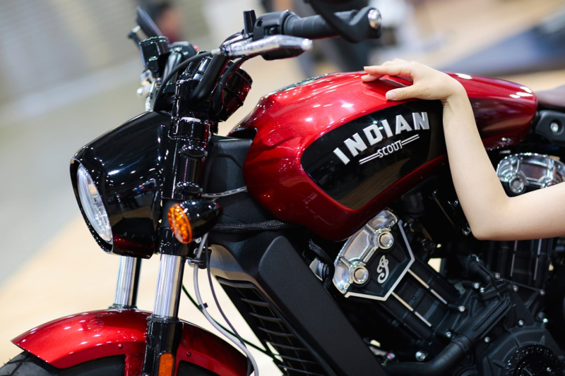 「理想のバイク女子見つけた！@インディアン モーターサイクル【東京モーターサイクルショー2019美女めぐり その1】」の11枚目の画像