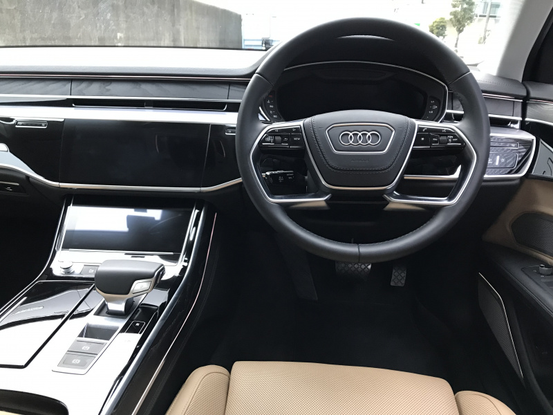 「高級車ならではの先端運転支援機能を試す。アウディA8 55 TFSI クワトロ（後篇）【プレミアムカー定点観測試乗】」の16枚目の画像