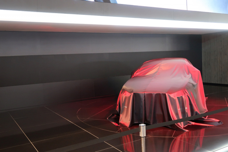 「次期CX-3なのか？ マツダの「新型SUV」公開までカウントダウン」の1枚目の画像