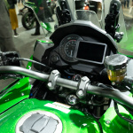 【アドベンチャー編】モーターサイクルショー出展バイクから独断チョイス「〇〇ならこの3台！」 - KAWASAKI VERSYS 1000SE-3