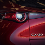 「今年夏から世界で順次発売される新型マツダ・CX-30とはどんなSUV？【ジュネーブモーターショー2019】」の10枚目の画像ギャラリーへのリンク
