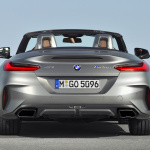 【新車】新型BMW Z4にローンチエディション「BMW Z4 M40i Frozen Grey」が登場 - P90318579_highRes_the-new-bmw-z4-roads