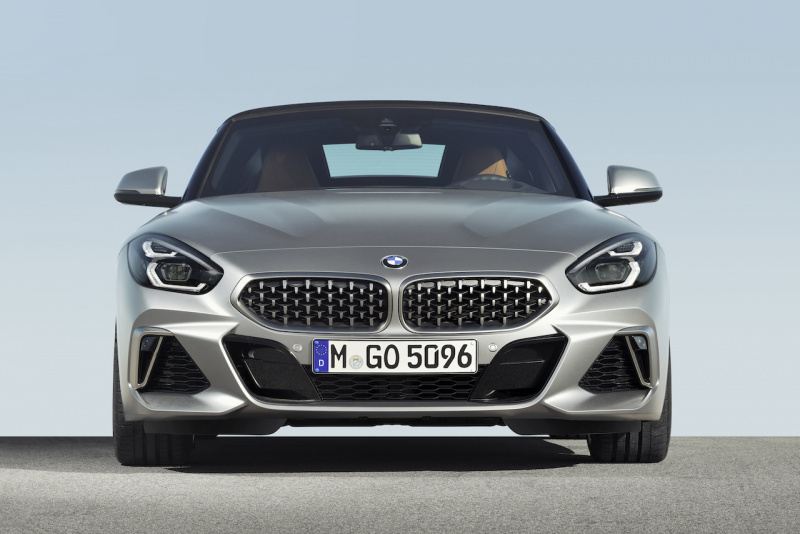 「【新車】新型BMW Z4にローンチエディション「BMW Z4 M40i Frozen Grey」が登場」の6枚目の画像