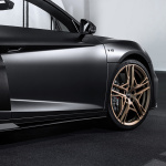 「【新車】世界限定222台のアウディ・R8「Audi R8 V10 Decennium」が発売。同時に新型R8のカタログモデルも発売」の15枚目の画像ギャラリーへのリンク