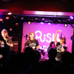 「レースクイーンバンド「RiSH」がライブハウスで初のワンマンライブを開催」の11枚目の画像ギャラリーへのリンク