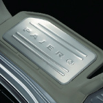 「【新車】三菱パジェロの国内向け生産が今夏で終了。ファイナルエディションは453万600円で販売」の26枚目の画像ギャラリーへのリンク