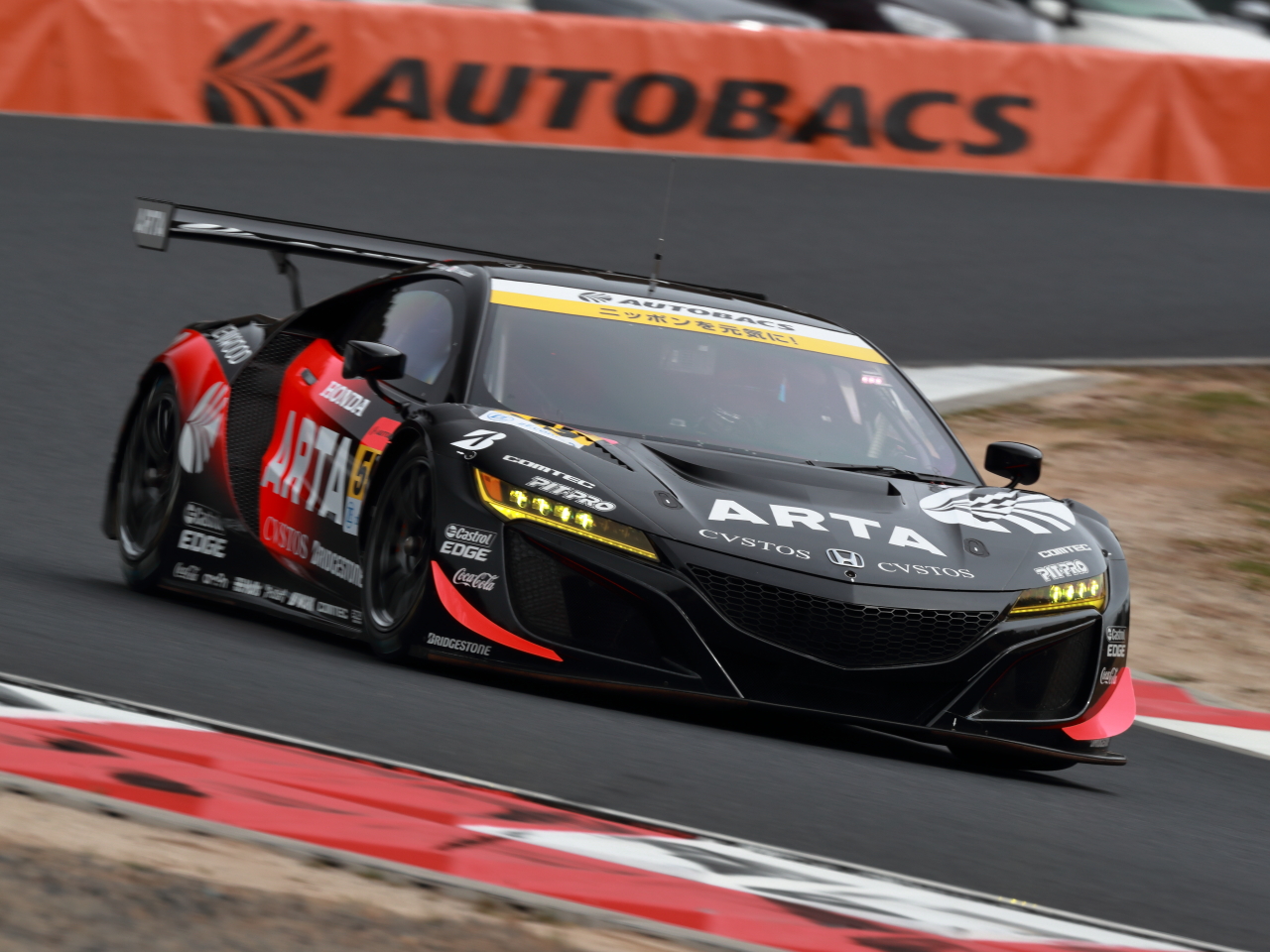 19 04 13 15 47 19 2 画像 Super Gt 19 チャンピオンシップに隠れたもう一つのタイトル争い 新田守男選手がgt300通算最多勝利数を更新 Clicccar Com
