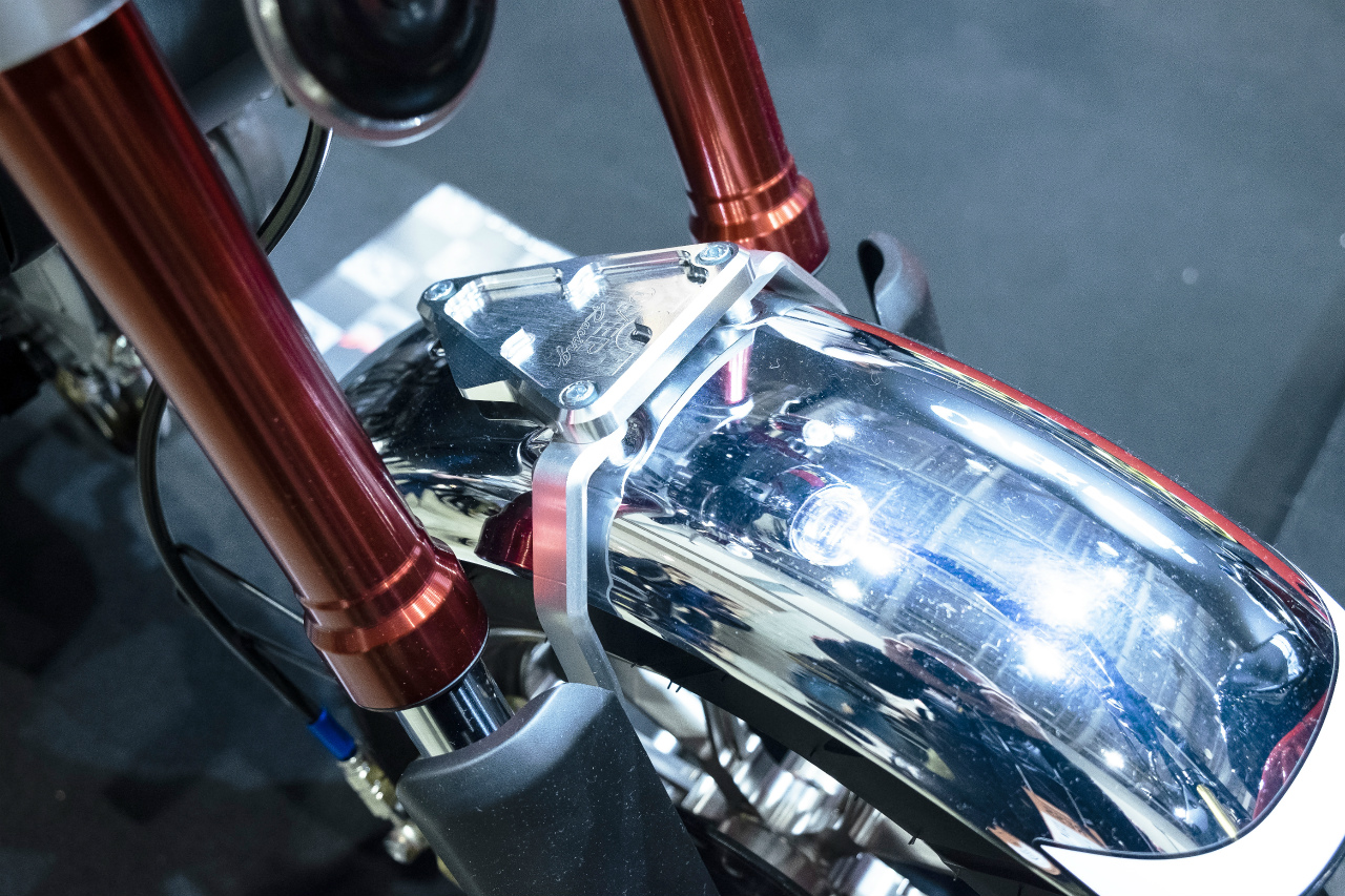 「セパハン、アルミスイングアーム、鍛造ホイール…ホンダ モンキー125が本気で走れるバイクに変身！」の5枚目の画像